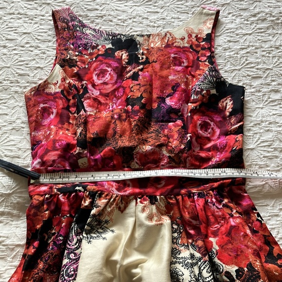 Simply devine Audrey Hepburn inspired Lady Vintage - Picture 16 of 16